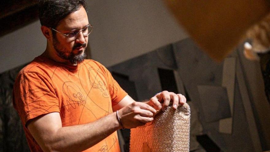 Los trámites aduaneros condenan al encierro al arte de Canarias