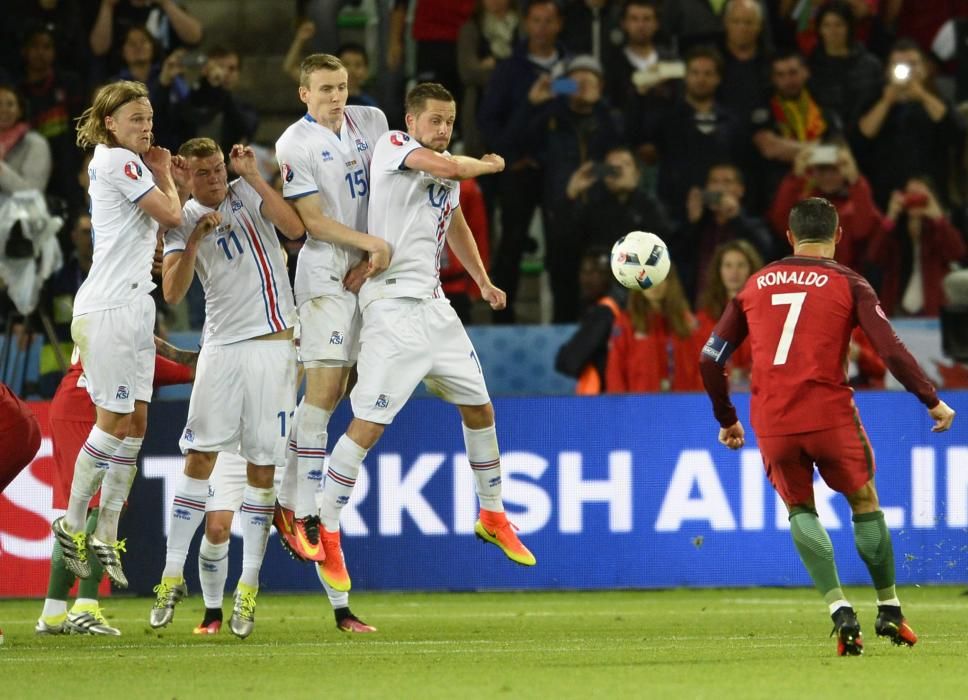 Eurocopa: Portugal-Islandia