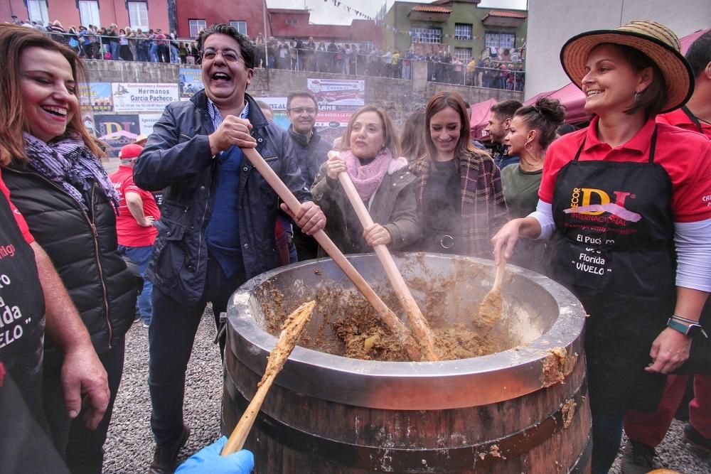 Puchero de La Florida. Reparto del puchero que ...