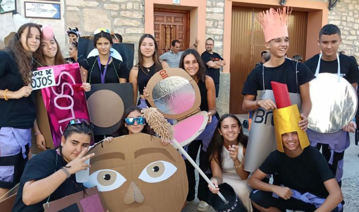 Hubo concurso de migas, disfraces y toro de fuego.