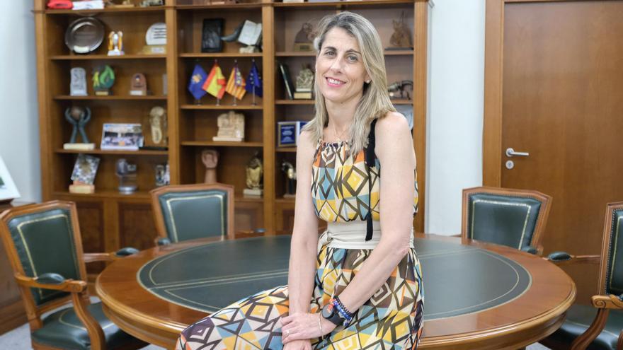 La alcaldesa de Crevillent, Lourdes Aznar, hace balance del primer año de mandato