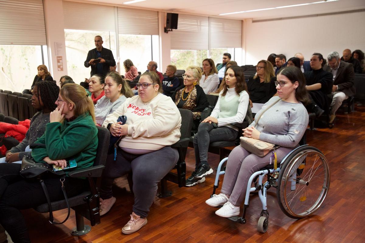 Asistentes a las actividades por el Día Internacional de las Personas con Discapacidad