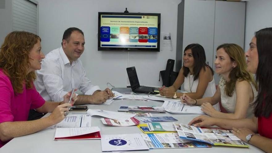 Diputación refuerza el tejido empresarial del interior con nuevos talleres de formación