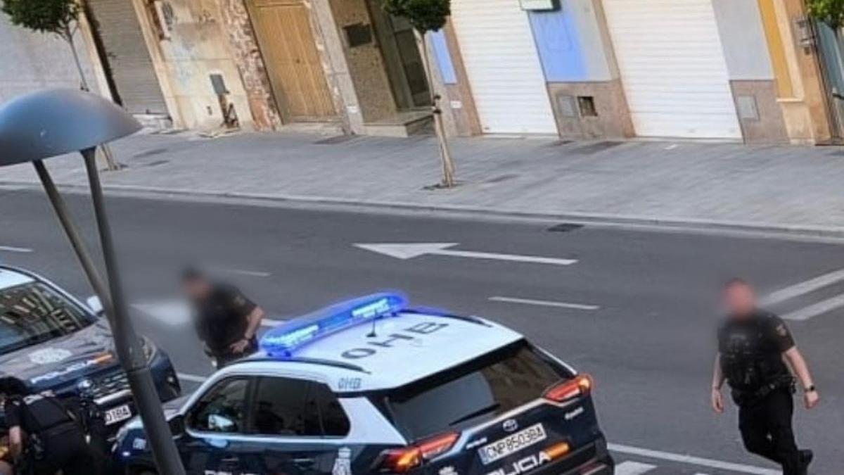 Detenida por apuñalar a su pareja en Almería, que se salvó con un torniquete de emergencia