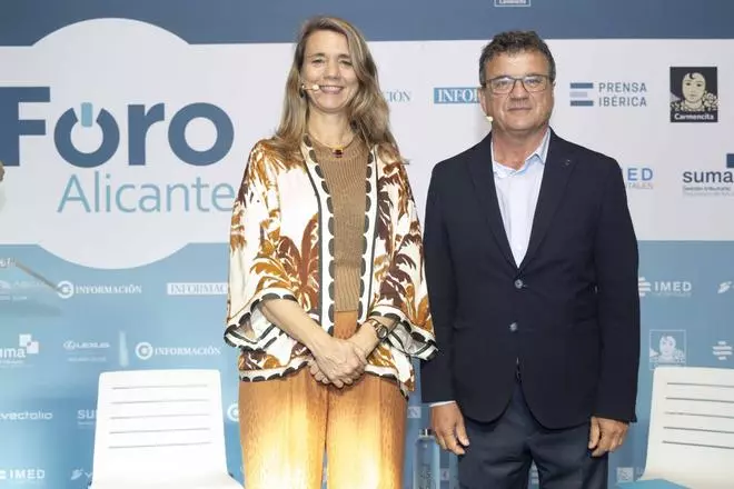 Ángela de Miguel protagoniza el Foro Alicante sobre «Las pymes en el contexto actual: retos y oportunidades»