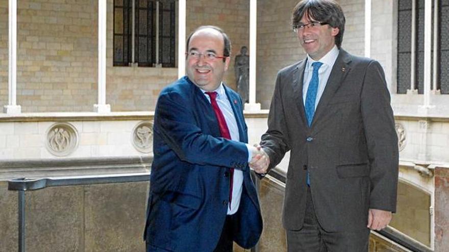 Iceta i Puigdemont es van reunir ahir al palau de la Generalitat