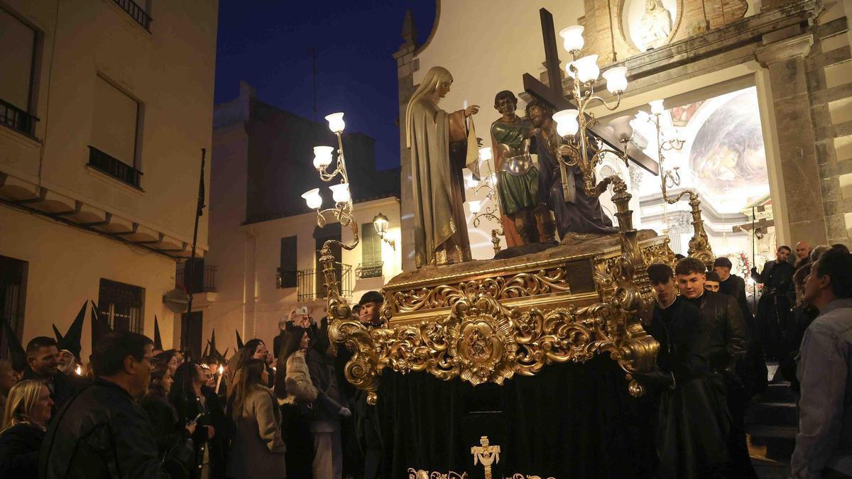Las imágenes que dejó la Procesión de Viernes Santo en Sagunt