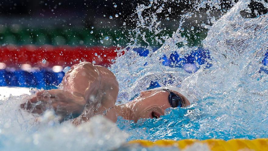 Luis Domínguez bate por unas horas el récord de España en 200 libres