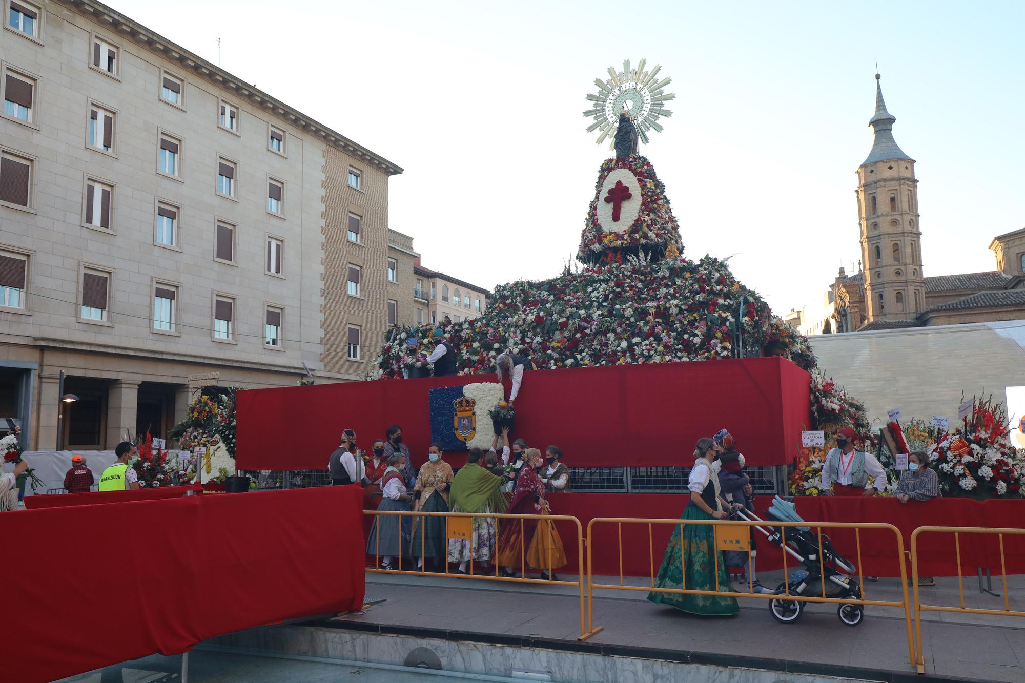 FOTOGALERÍA | La Ofrenda de Flores de estas Fiestas del Pilar 2021 III