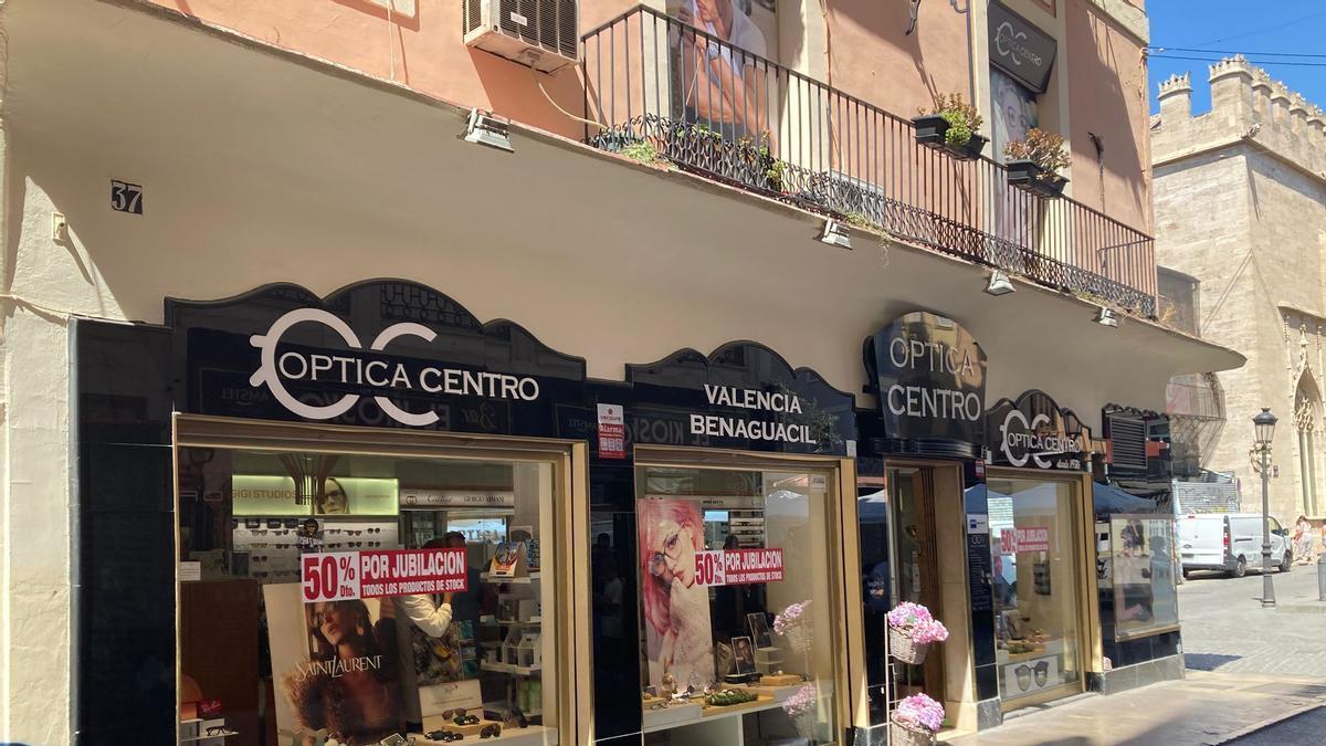 La Optica Centro, en la plaza del Dr. Collado, núm. 1