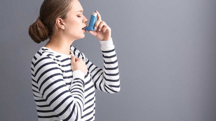 El asma mata más a mujeres que a hombres: es una enfermedad que se agrava con la menstruación