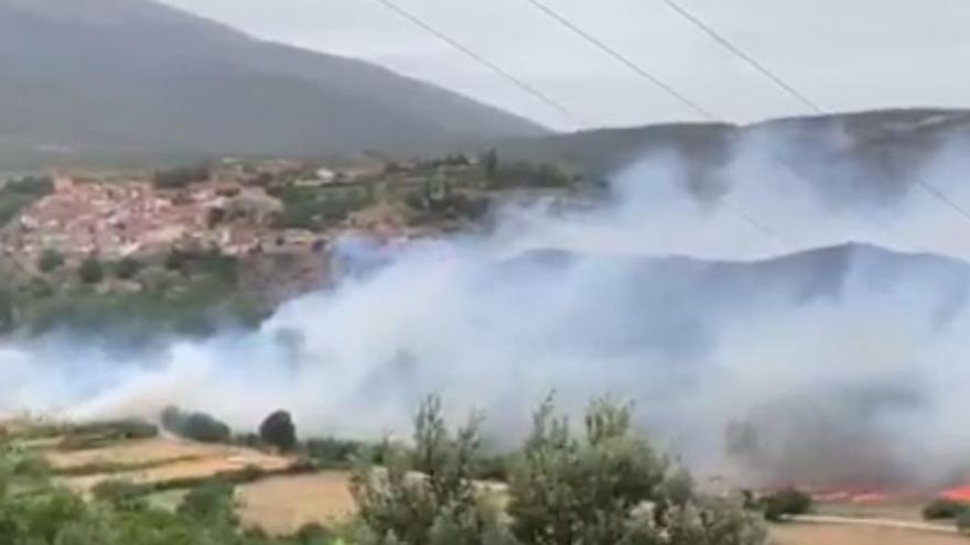 El inicio del incendio forestal ha sido en el término municipal de Añón de Moncayo (Zaragoza)