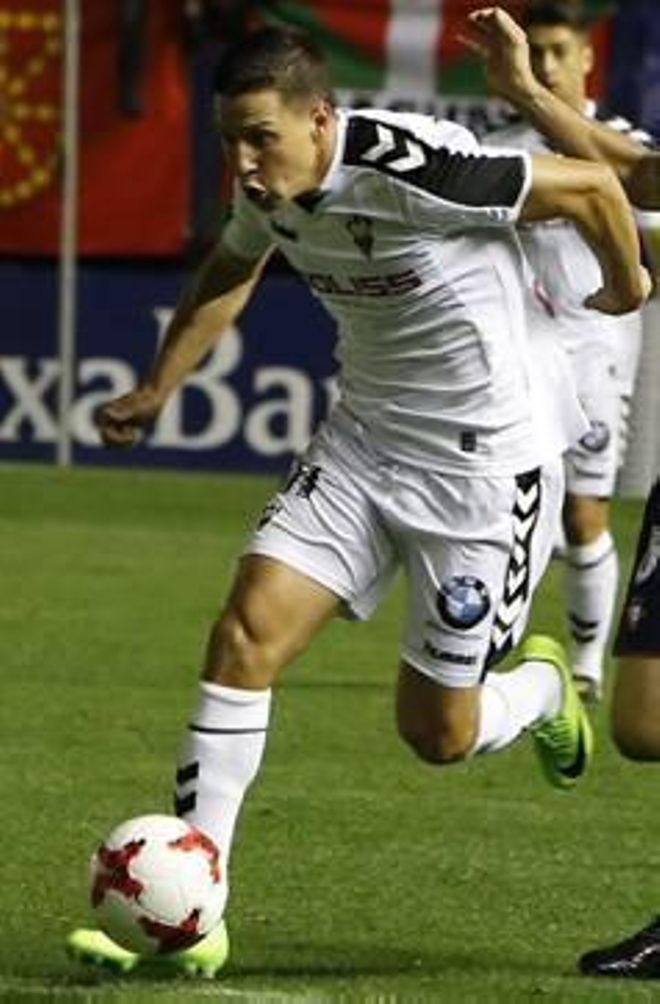 El extremo José Fran se perfila como primer refuerzo en la banda izquierda