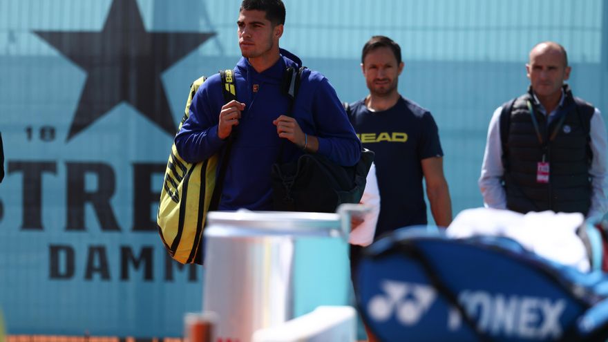 A qué hora juega Carlos Alcaraz en el Mutua Madrid Open y dónde verlo