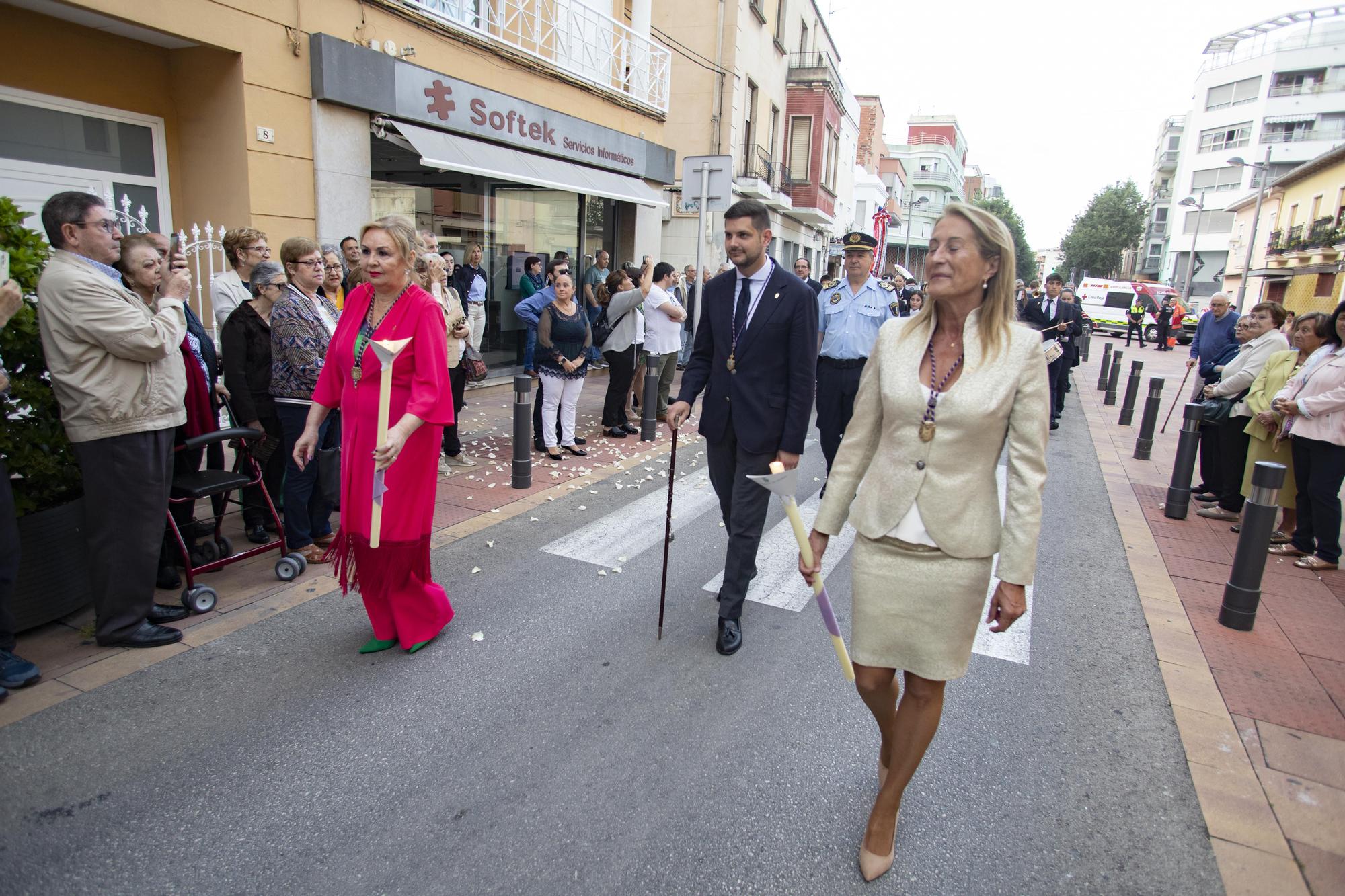 La procesión de la Mare de Déu de Gràcia, el día de las elecciones, en Gandia.