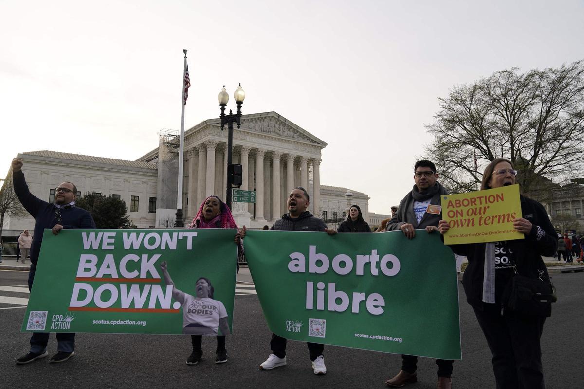 La Corte Suprema de Estados Unidos escucha argumentos sobre el fármaco abortivo mifepristona