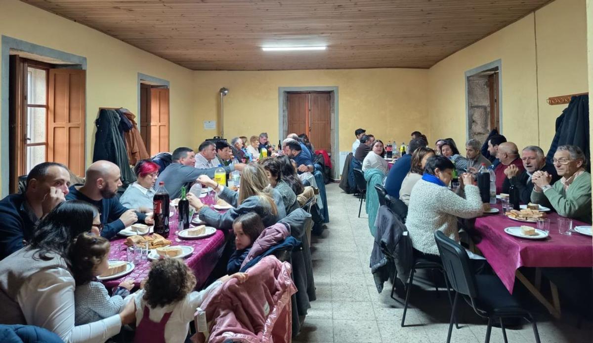 Polo San Martiño, castañas, chourizos e viño