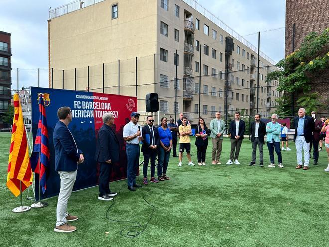 Acto de commemoración en Brooklyn de la gira americana del FC Barcelona el año 1937, en imágenes.