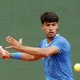 ROQUEBRUNE CAP MARTIN (France), 07/04/2026.- Carlos Alcaraz of Spain in action during his match against Sebastian Baez of Argentina at the ATP Monte Carlo Masters tennis tournament in Roquebrune Cap Martin, France, 07 April 2026. (Tenis, Francia, España) EFE/EPA/SEBASTIEN NOGIER