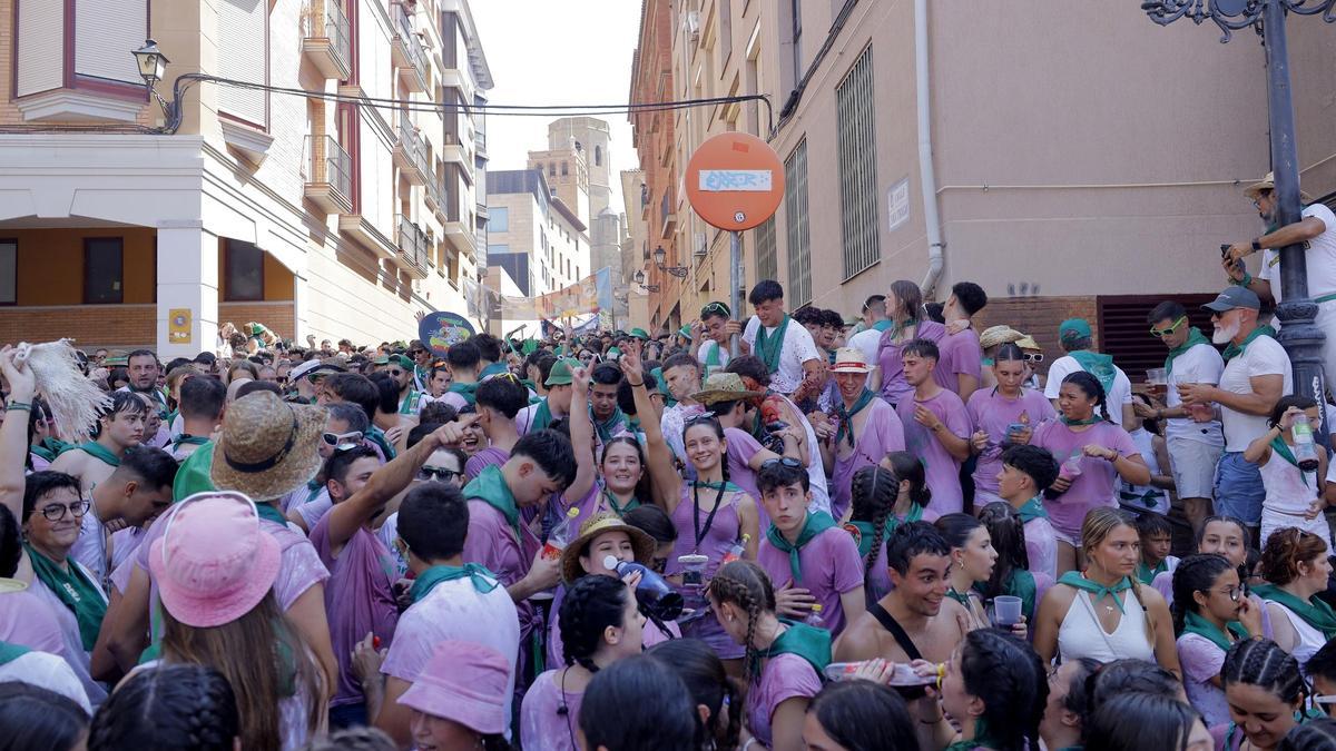 Oscenses y tursitas celebran las fiestas de San Lorenzo 2024.