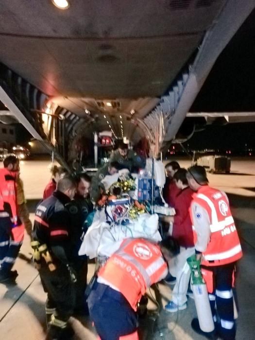 Un avión militar traslada de Palma Barcelona a una mujer con una grave enfermedad