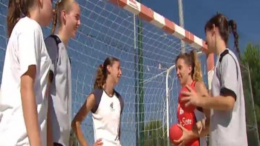 Polémica por el uso del bikini en el balonmano-playa