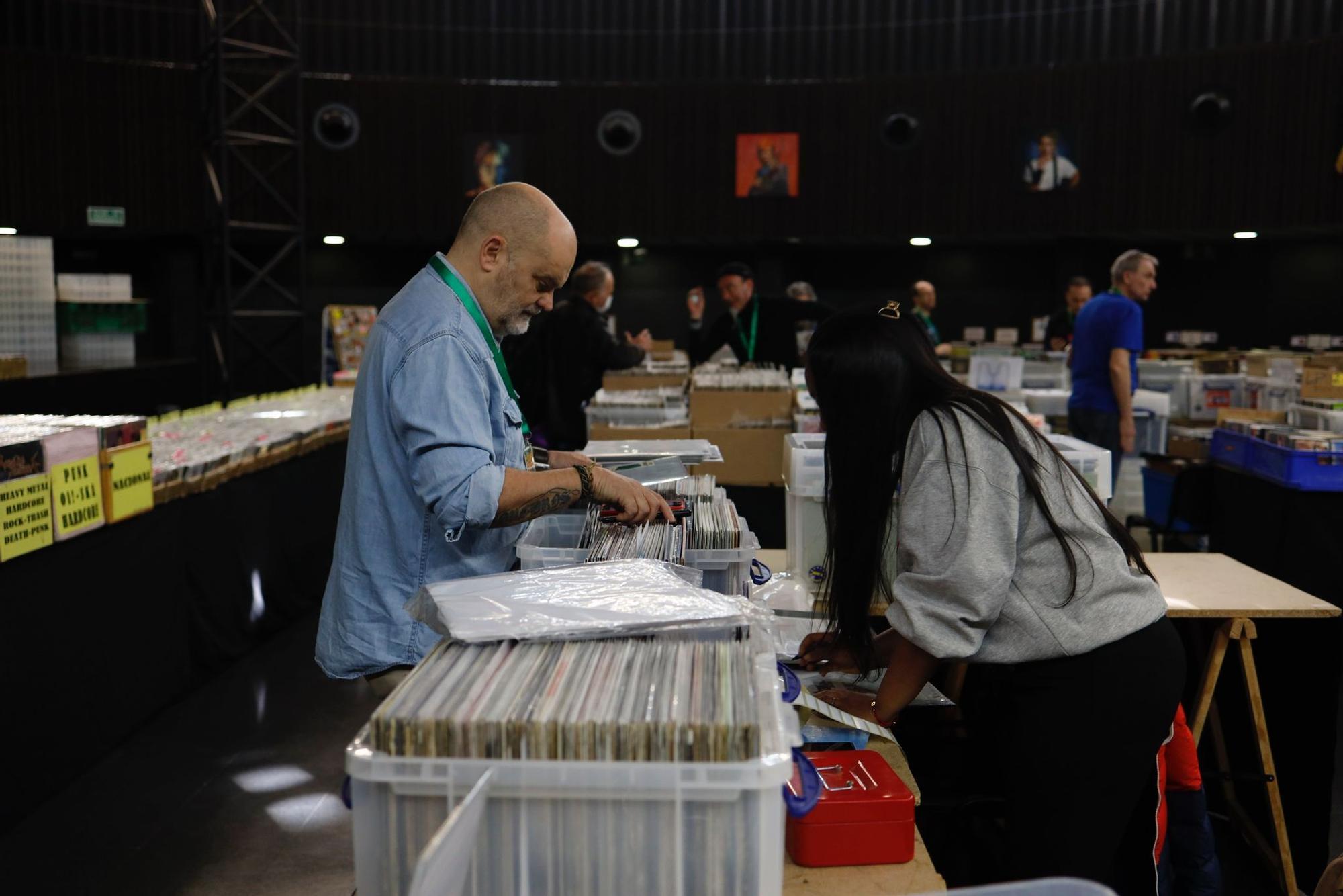 La Feria del Coleccionismo Musical reúne a los amantes del mundo discográfico