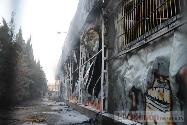 Así ha quedado la antigua fábrica de Rostoy tras el incendio en Murcia