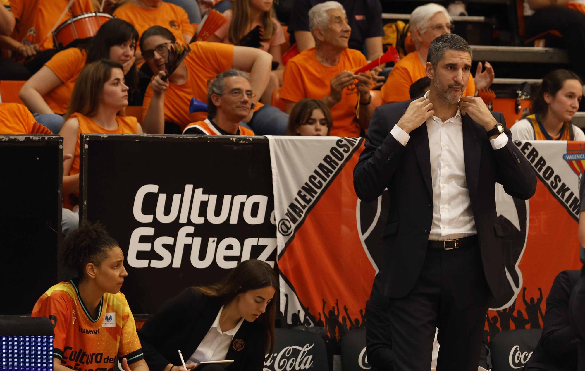 Valencia Basket - Perfumerías Avenida