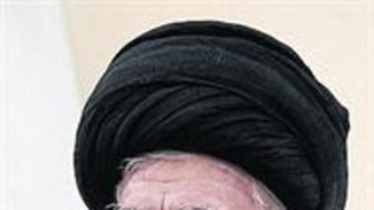 El ayatolá Alí Jamenei, guía supremo y hombre fuerte del régimen iraní.