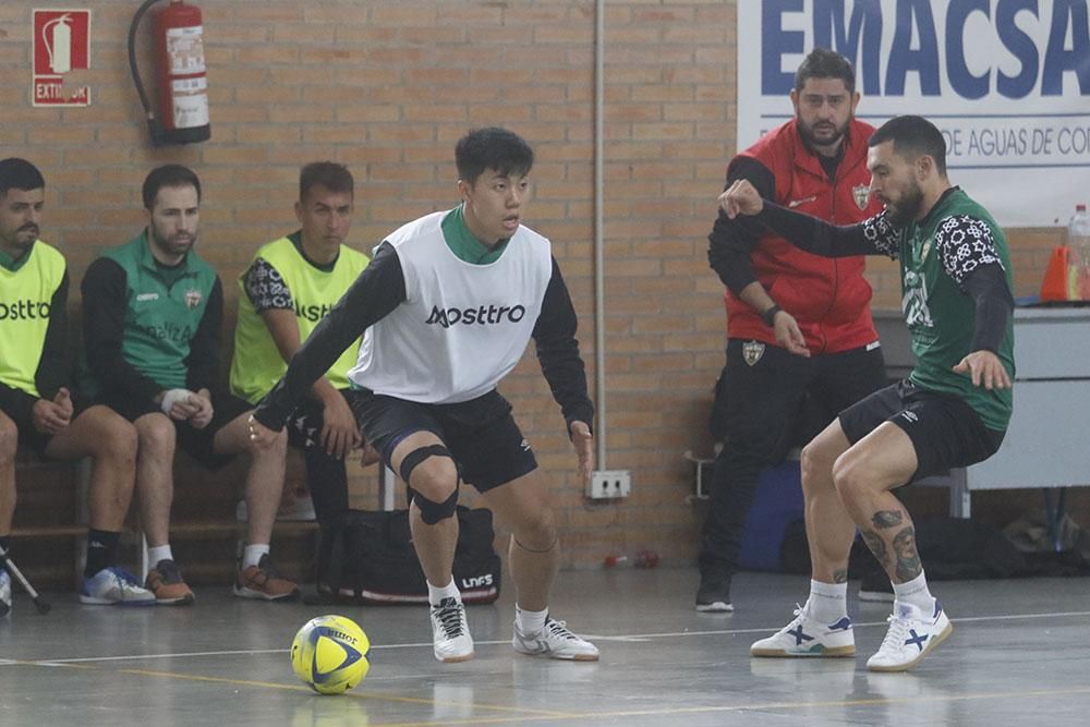 El primer entrenamiento de Josan con el Córdoba Futsal en imágenes