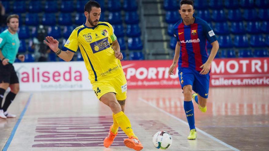 Julio, en el choque de la pasada temporada frente al Barça en el Palau.