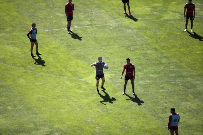 Entrenamiento CD Tenerife Es a puerta cerrada  | 12/03/2020 | Fotógrafo: Delia Padrón