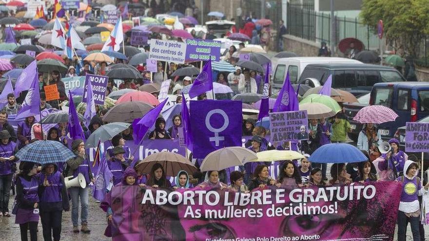 Manifestación en defensa del aborto, celebrada en Santiago.