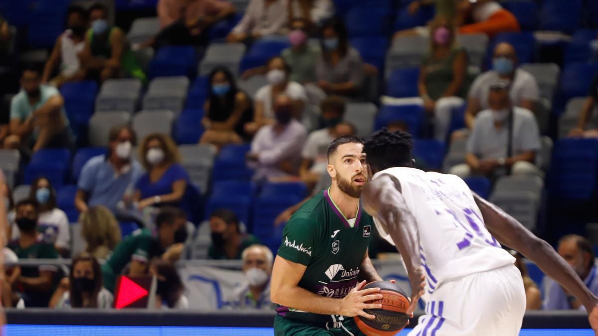 Las imágenes del Unicaja - Real Madrid del Trofeo Costa del Sol 2021.