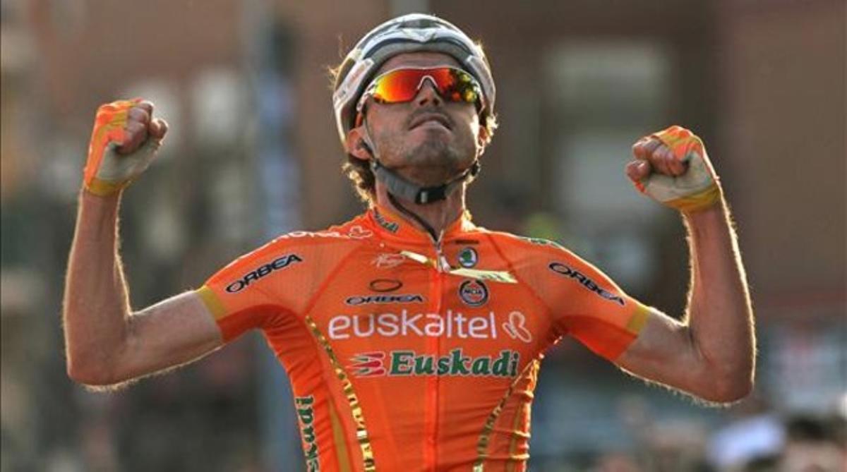 Samuel Sánchez celebra una victòria d’etapa a la Volta del 2012. Samuel Sánchez celebra una victòria d’etapa a la Volta del 2012.