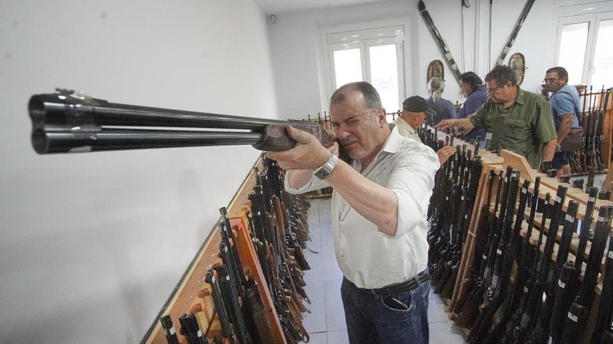 La Guàrdia Civil de Girona adjudica 85 de les 770 armes que s&#039;havien posat a subhasta