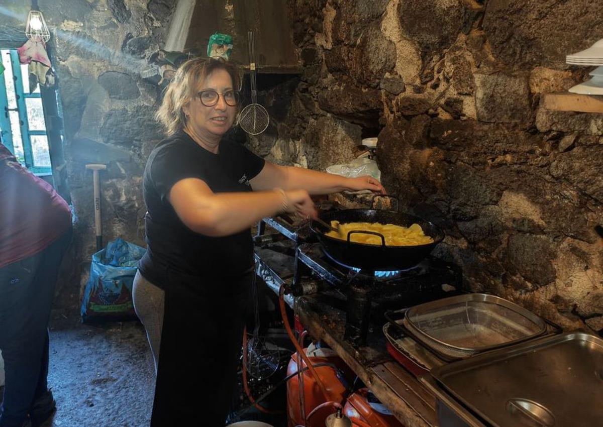 Una marea de fieles arropa a San Martiño en Moaña y Bueu