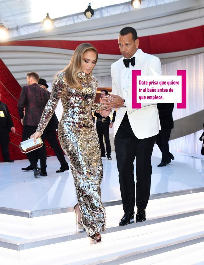 Jennifer Lopez en los 'Oscar 2019': su vestidazo de Tom Ford, y Alex Rodríguez, el supernovio de la bomba latina