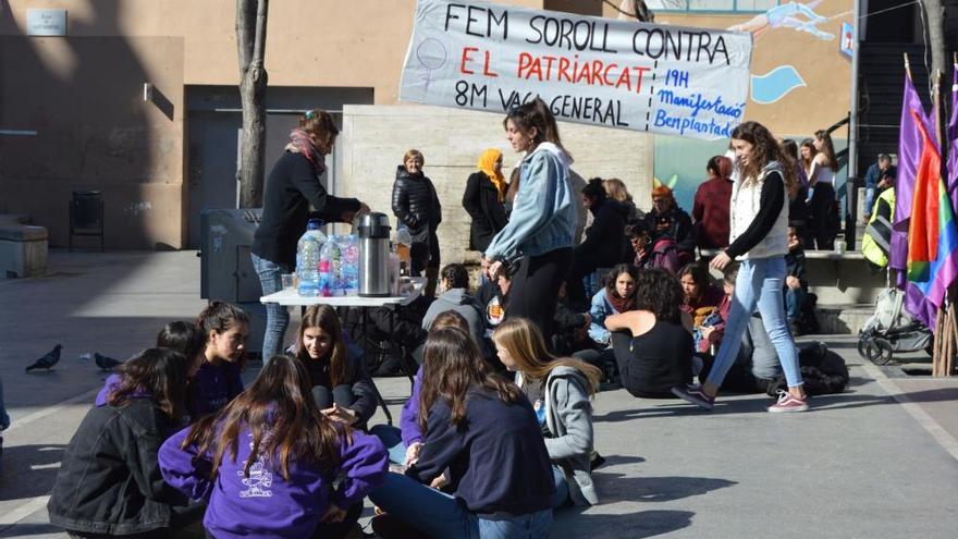 Passacarrers del 8-M a Manresa