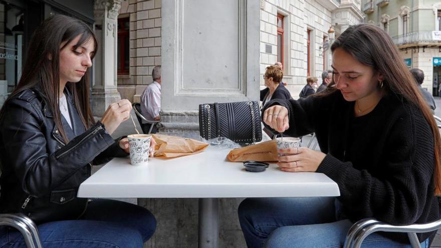 Tornar a les terrasses és una de les activitats que es podran fer a partir de dilluns