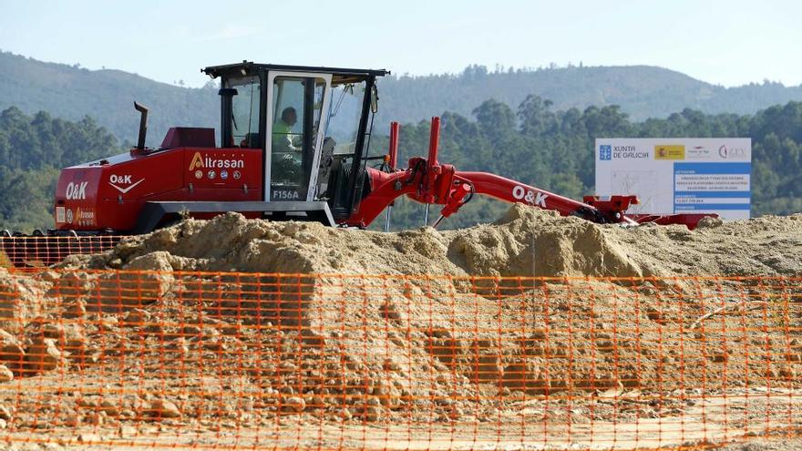 Obras en la plataforma logística de Salvaterra-As Neves (Plisan).