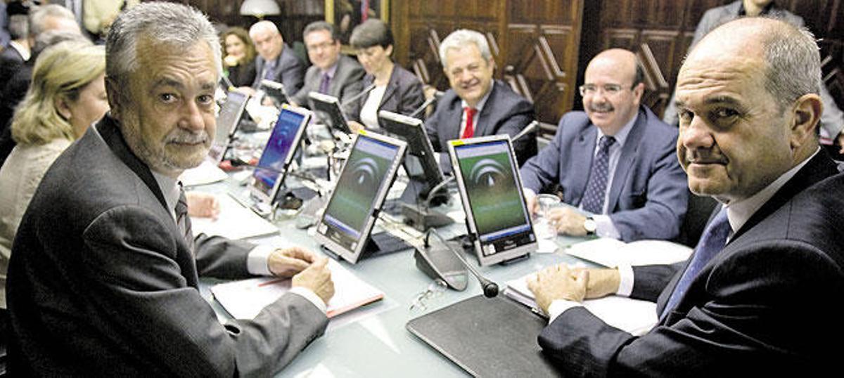 Griñán y  Chaves, en una imagen de archivo.