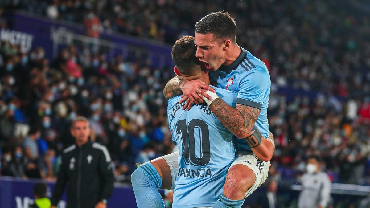 Iago Aspas y Santi Mina celebran un gol esta temporada