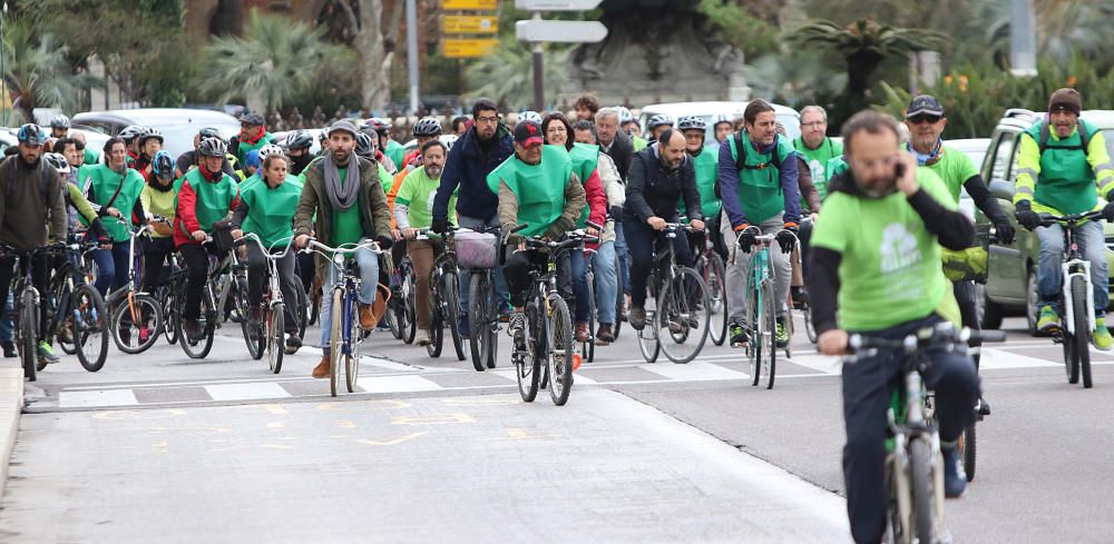 Marcha ciclista por un Bosque Urbano