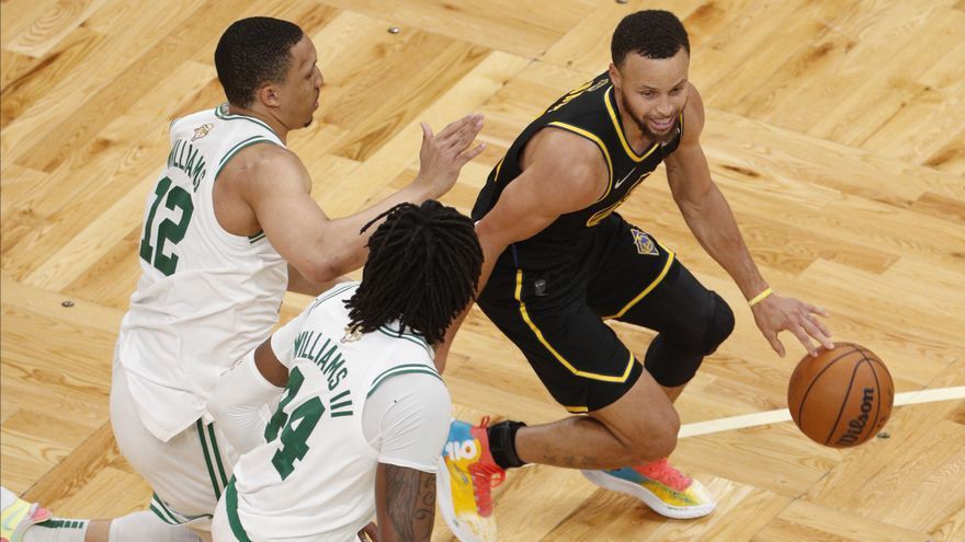 Steph Curry, en el cuarto partido ante los Celtics.