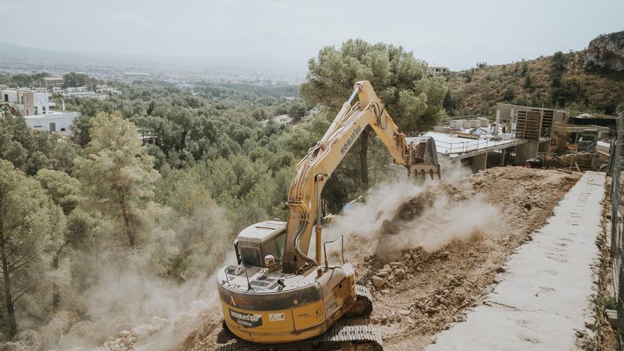 &quot;Agua y cemento&quot; |  El parque municipal de Son Vida y el boom de la construcción de superlujo