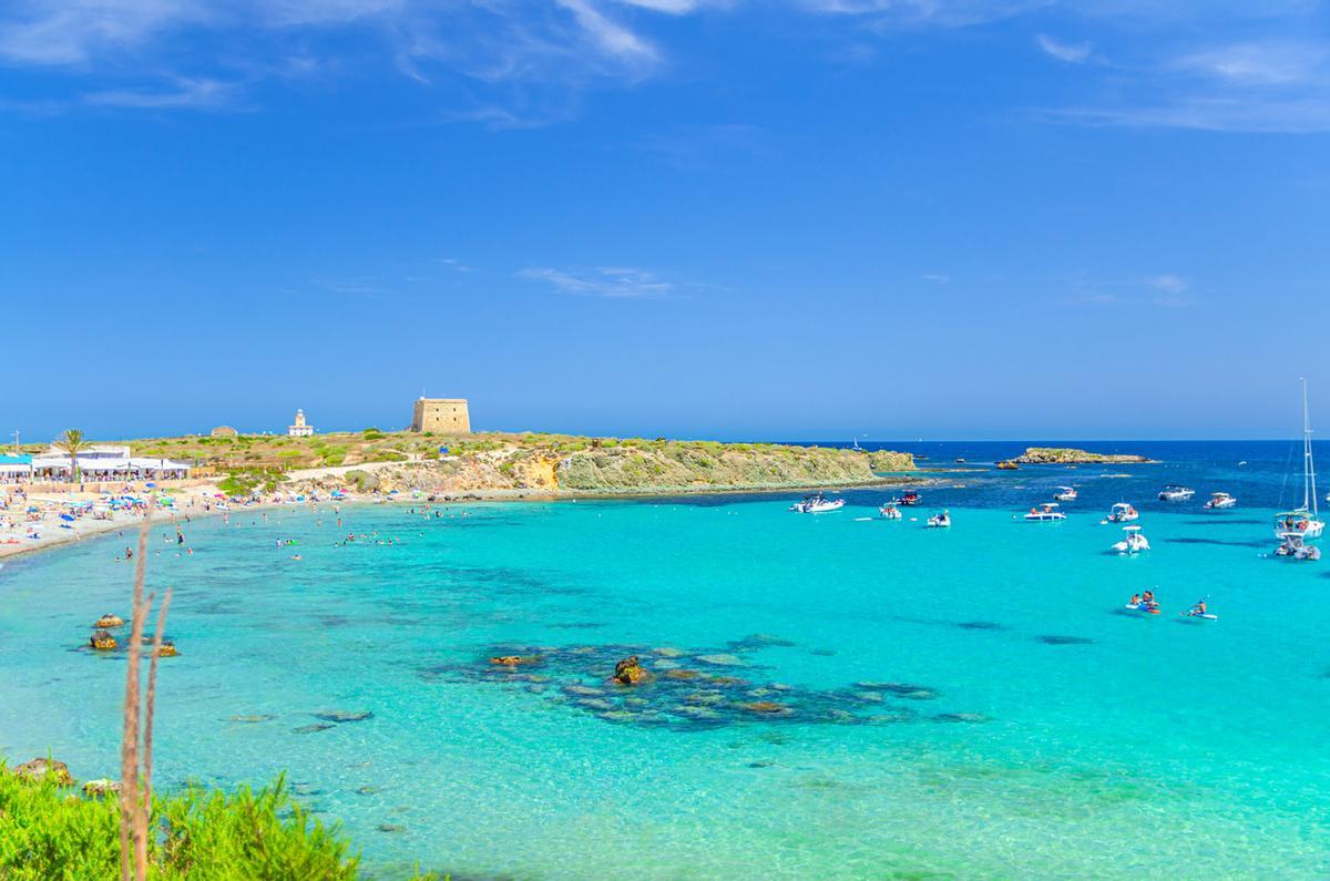Costa de la isla de Tabarca.