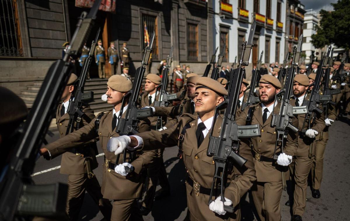 El Ejército acelera la cesión de suelo a Tenerife