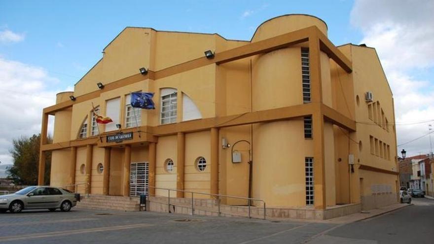 Moraleja acoge una charla sobre medicina y estilos de vida saludable, en la casa de la cultura